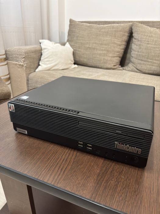 Deskstop Lenovo Thinkcentre M75s Gen 2/ Procesor AMD Ryzen 3 PRO 4350G