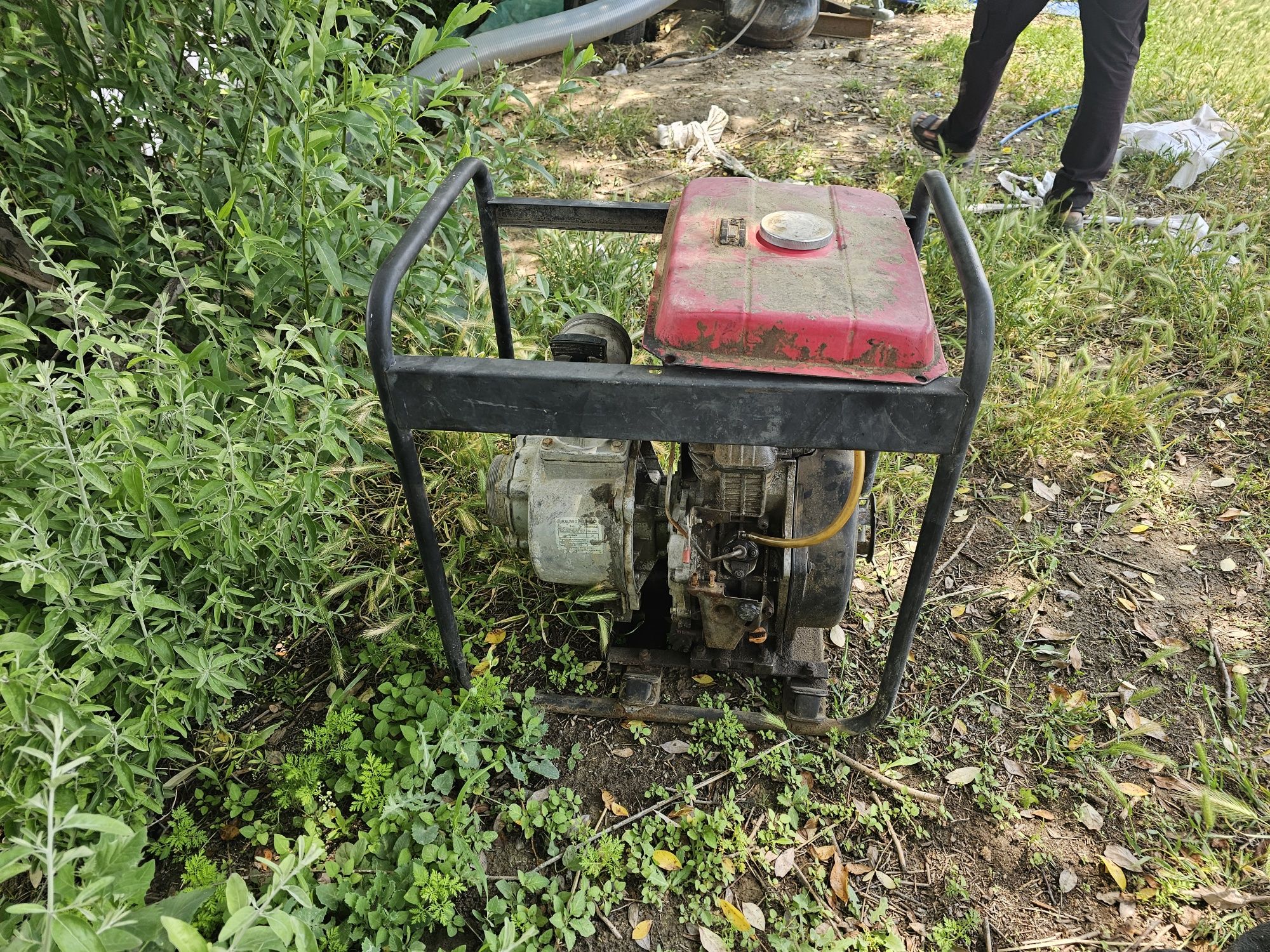 Продам помпу 100 СРОЧНО