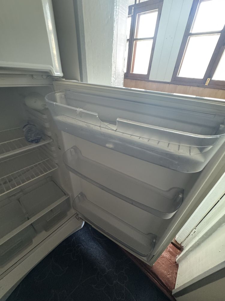 Продаю Indesit срочно