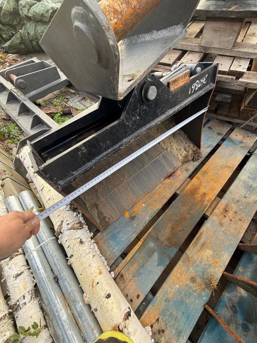 Cupa cu inclinare hidraulica MS01, cadru nivelator miniexcavator MS03