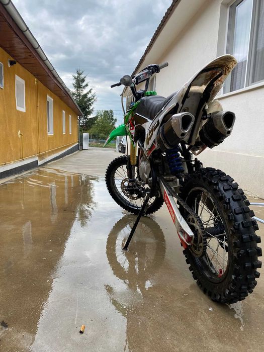 Vând cross perfect funcțional