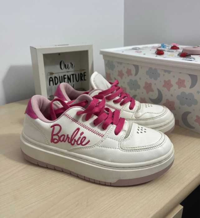 Adidasi fete zara barbie 35
