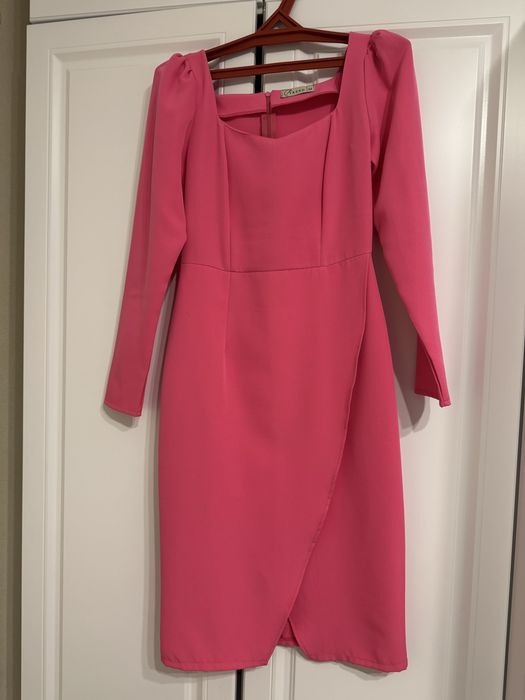 Продам платье пурпурное