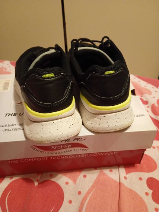 Adidași de bărbați nr.42,5