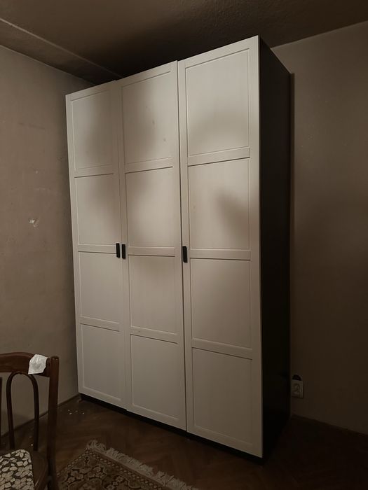 Dulap mare haine ikea