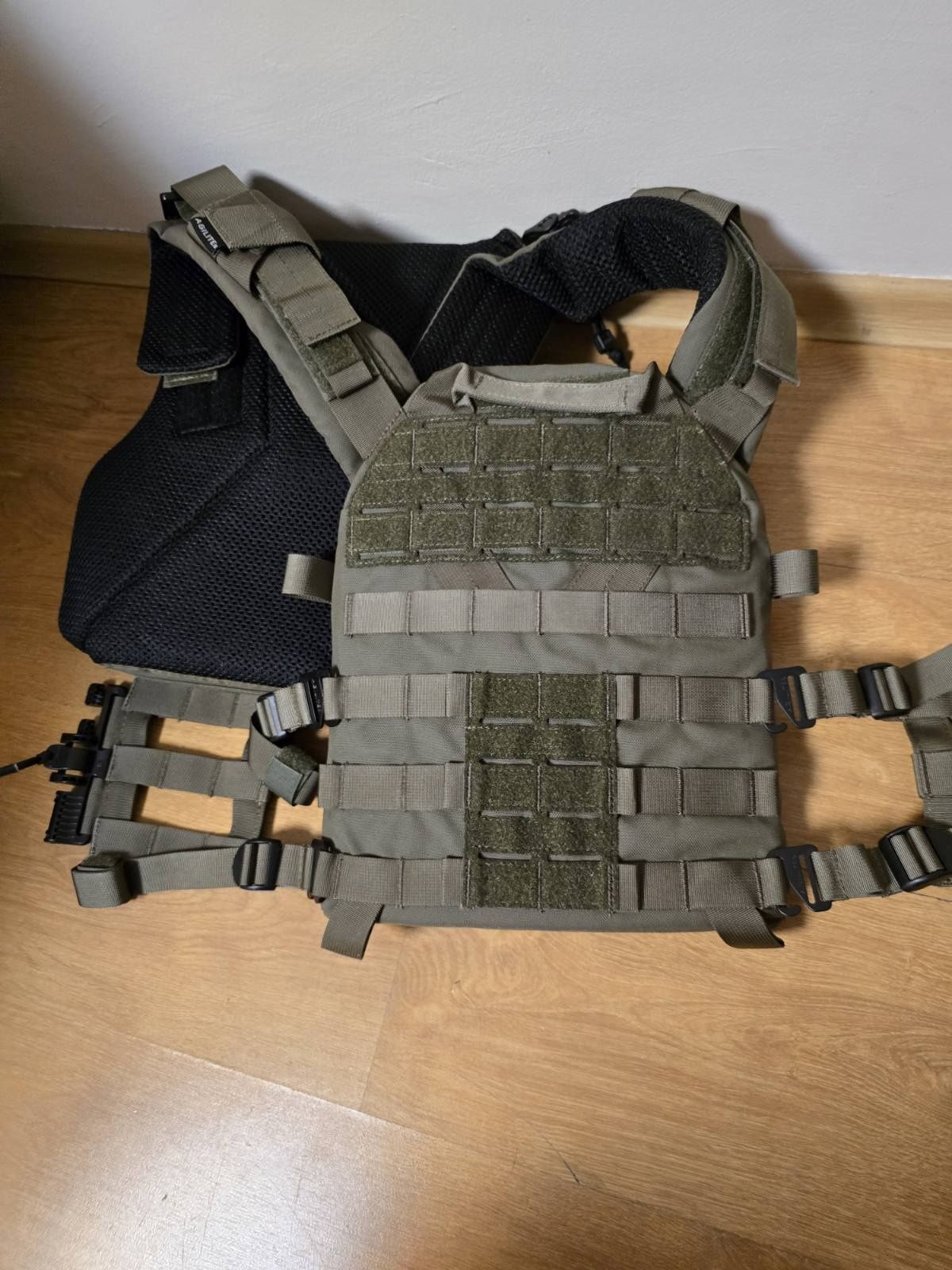 Тактическа жилетка Plate carrier Agilite K19