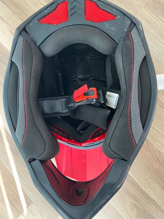 Каска wulf sport в много добро състояние