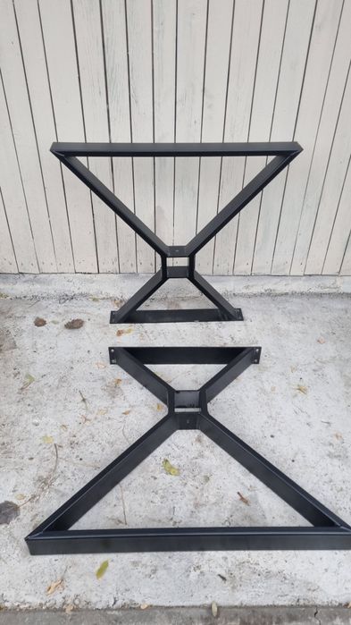 Picioare metalice pentru masă