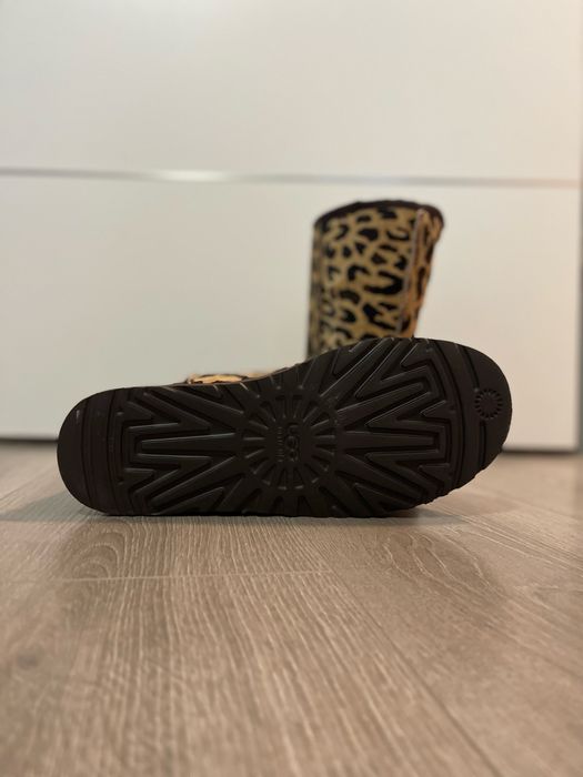 UGG Australia - Leopard Print - 41