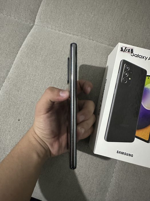 Срочно продаю телефон