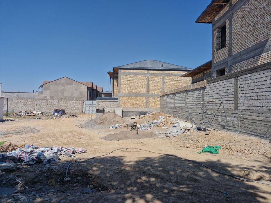 Юнус- абад 6 соток Тутзор коробка.