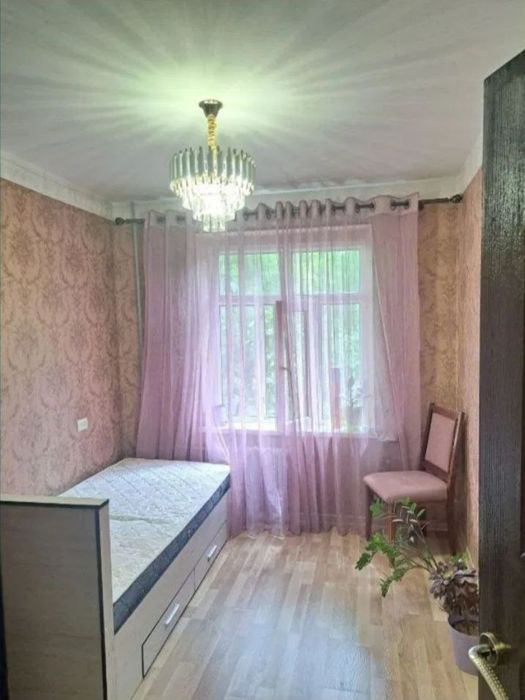 Квартира продаётся Чиланзар 15 квартал 3в4/3/5 кирпич бал 2/6 Жуковска