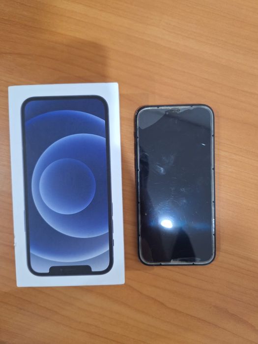 iPhone12 черно синий