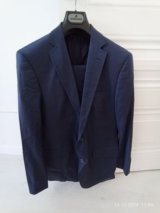 Мужской брендовый костюм с рубашкой