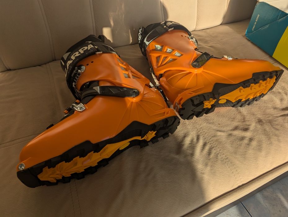 Clăpari schi ski de tura Scarpa Maestrele 29,5 noi