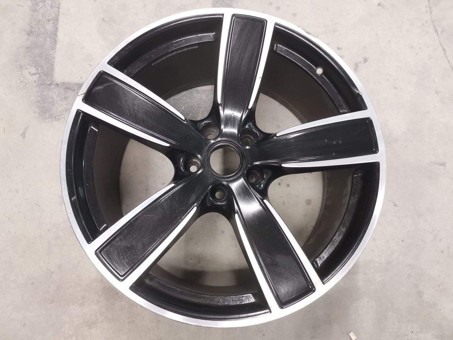 Джанта 11.5J X R22 ET61 Порше Кайен 3 9Y Оригинална Авариран Porsche C