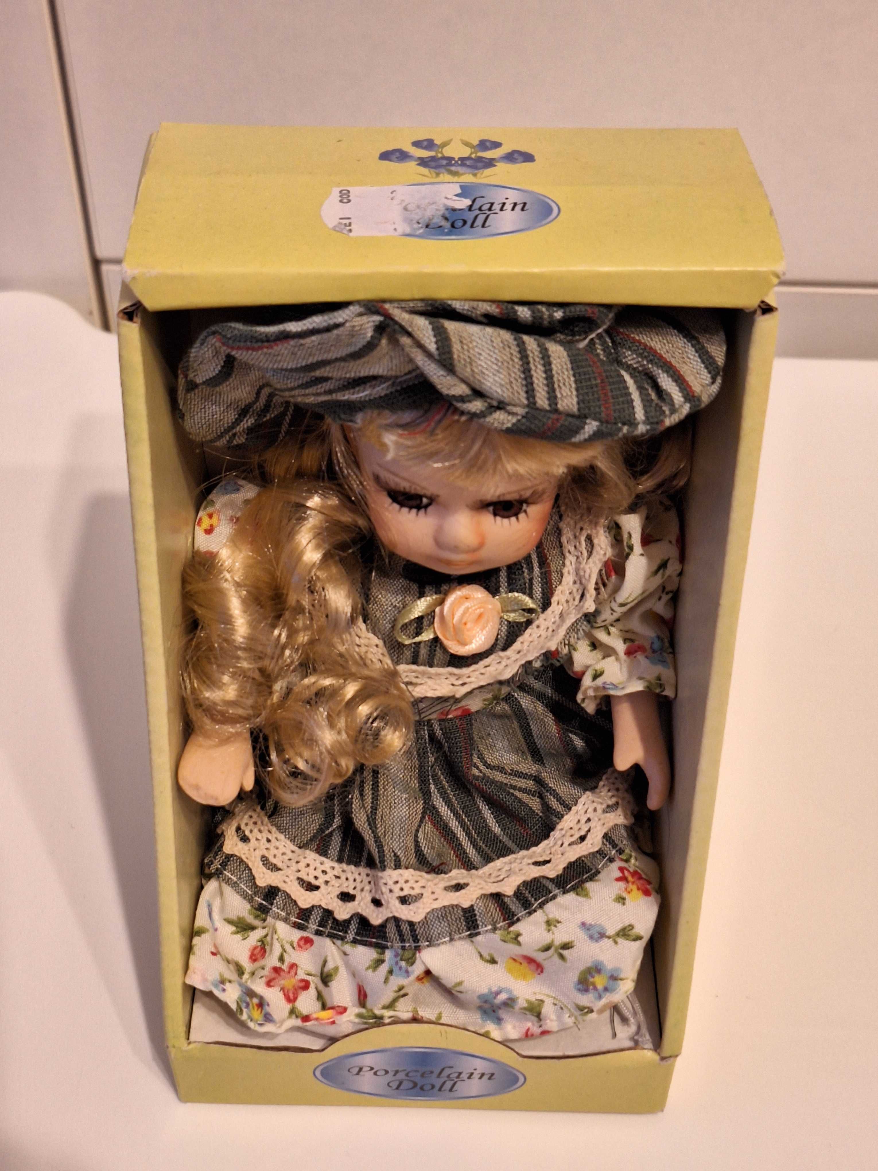 Papusa de portelan - Porcelain Doll, 25cm, Par Blond