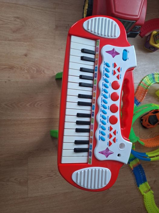 Детско пиано със стойка или писта Токсичната горила HotWheels