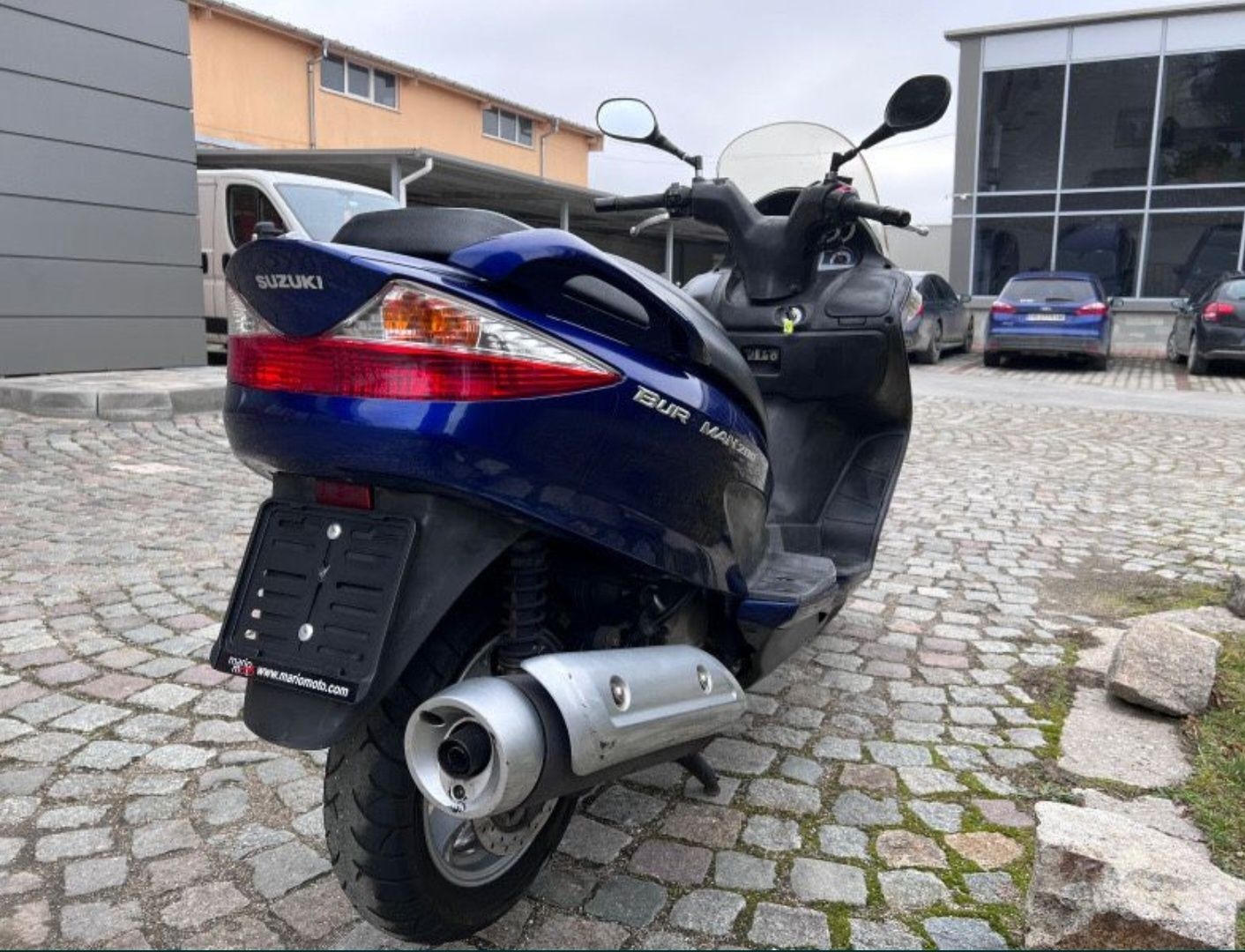 Suzuki burgman 200