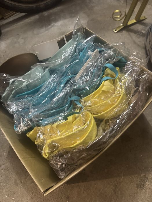 На едро по 10 лв броя