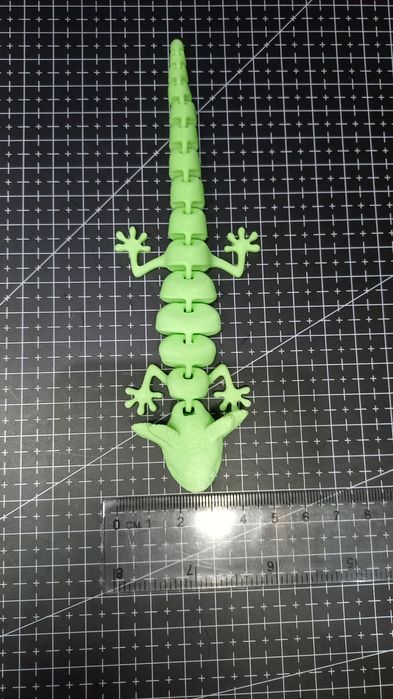 3d луминисцентна  играчка/гущер