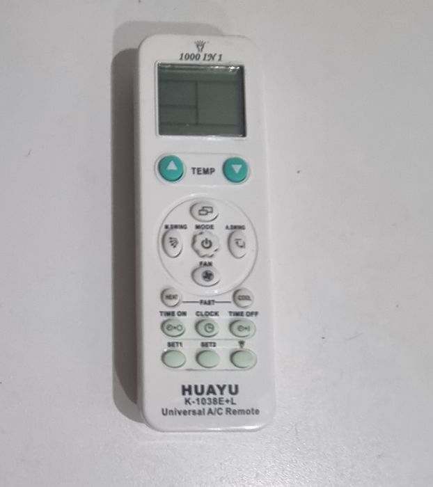 Продам пульт для тв ,Huawei  и пульт от кондеционера HUAYU
