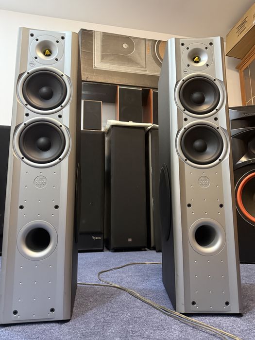 Boxe Jamo X3M 10,280wMuzical/200 RMS/Difz De Bas De 10”(25cm)Lateral