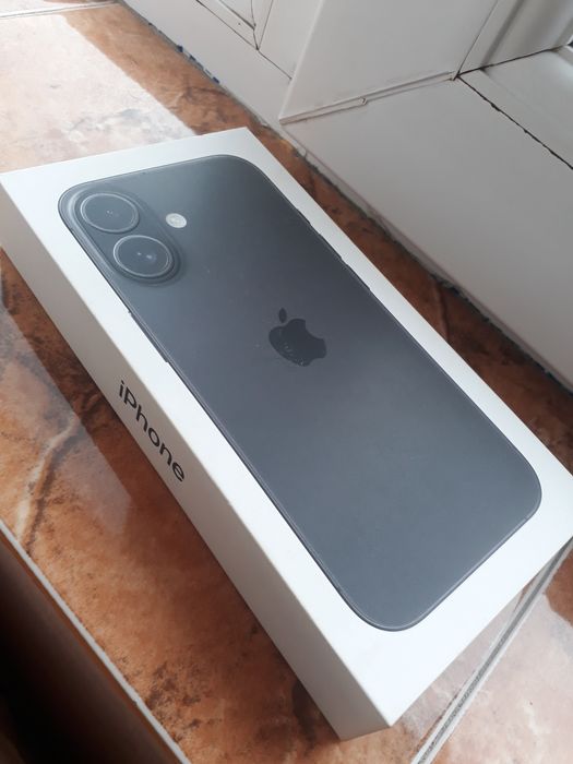 Iphone 16 black 128 gb