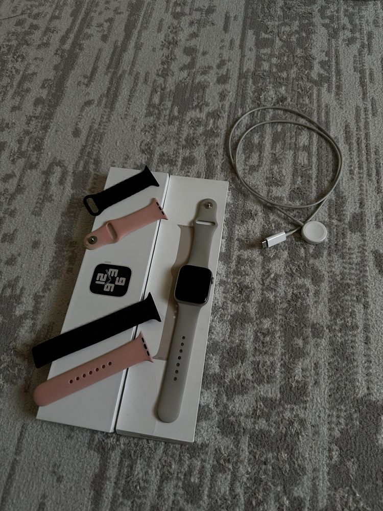 Apple Watch SE (2nd Gen) 44mm