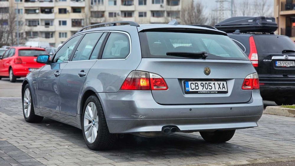 Автомобил BMW E61 530