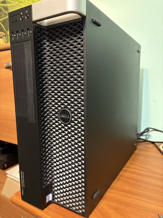 Workstation Dell Precision tower 5810 32Gb Ram 1Tb Nvme + 1 Tb Hdd