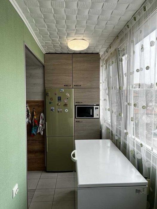 Продава се Четиристаен апартамент в Варна, Автогара - 94 кв.м за 1649 €/кв.м - Снимка #15