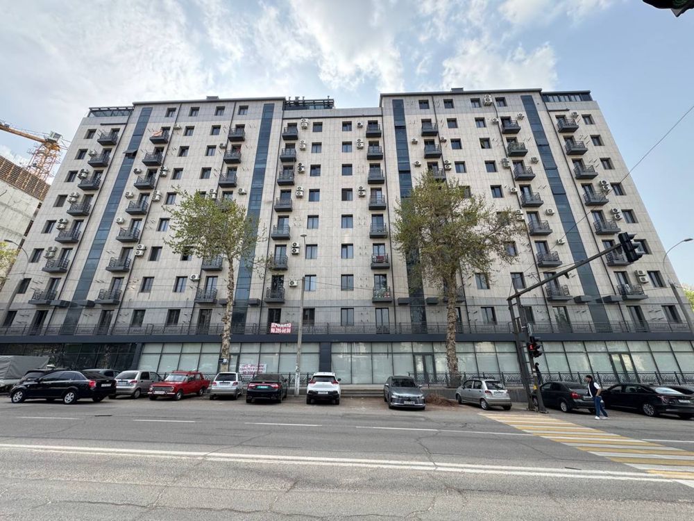 Новостройка 600м2 / улица Сайрам продаётся Коммерция