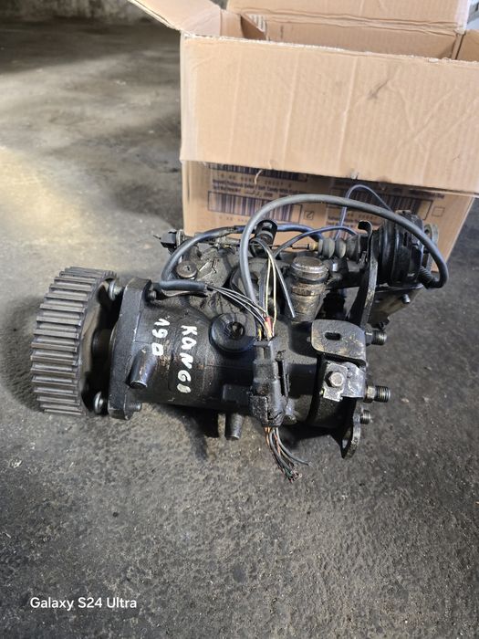 Гнп за рено канго 1.9д 65кс 2000г