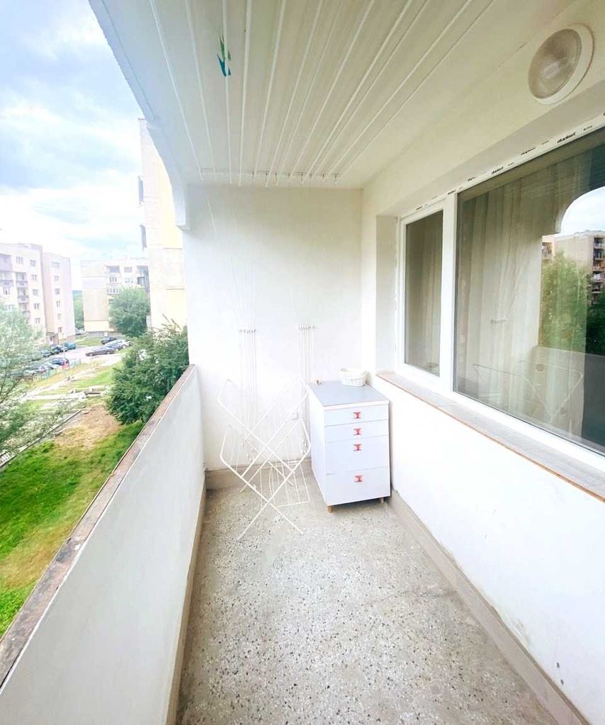 Дава се под наем Тристаен апартамент в Перник, Изток - 90 кв.м за 433.5 € - Снимка #16