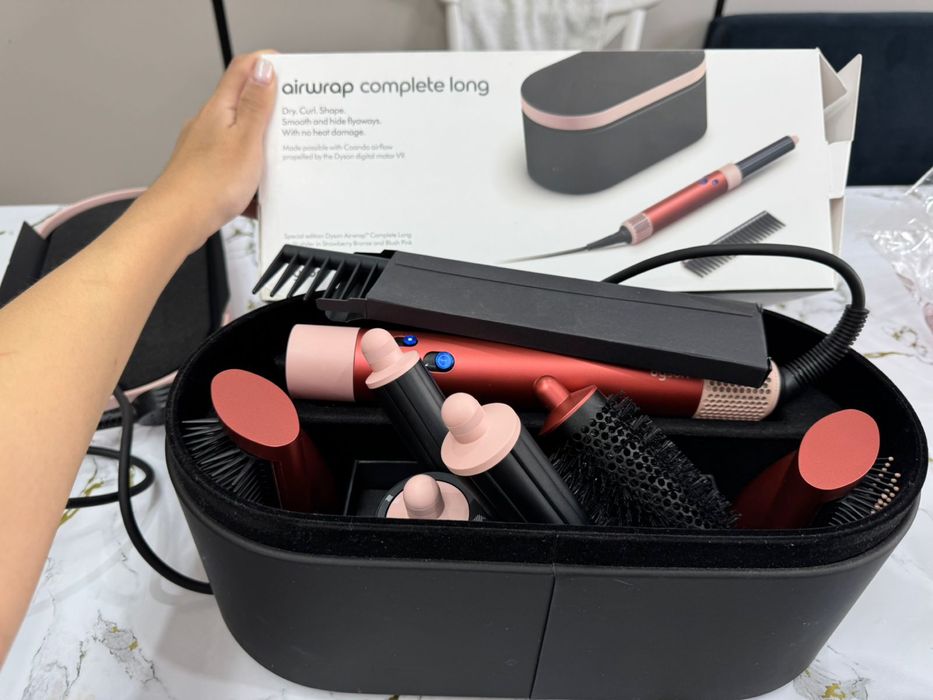 Срочнооо Продам срочно Dyson Airwrap Complete