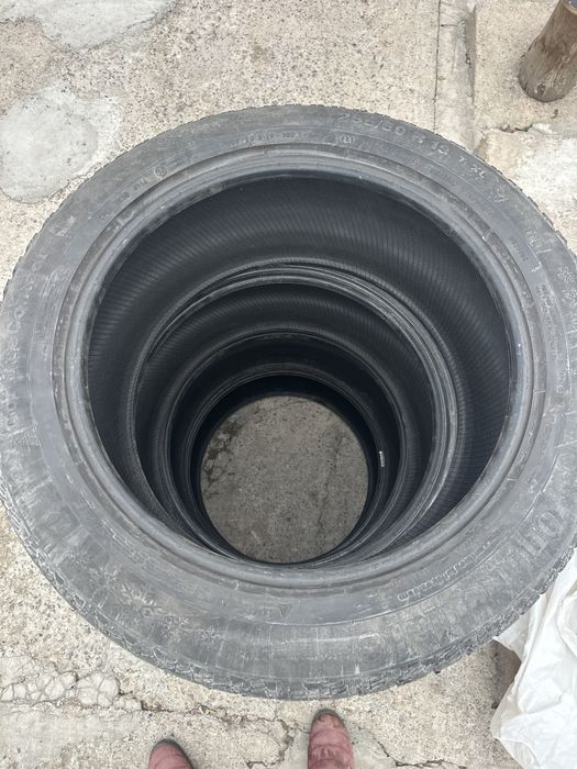 255/50R19 продам резину