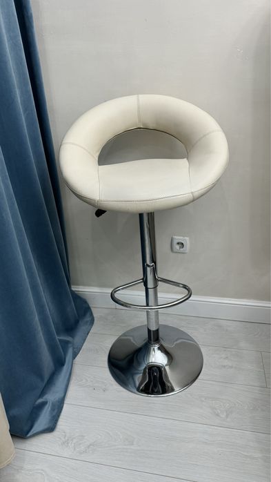 Срочно!!! Барные стулья