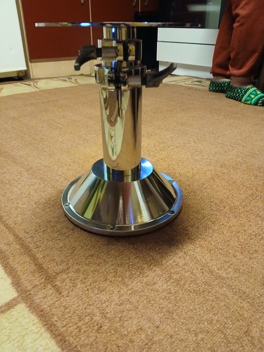 Телескопична стойка за яхти и каравани