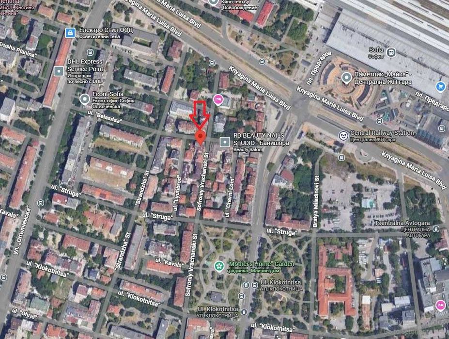 Споделено паркомясто за мотори в Банишора