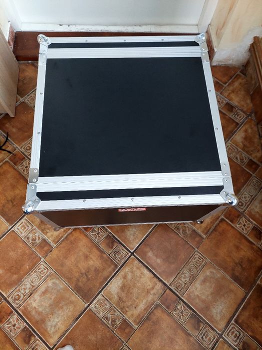 Vând 2 Dynacord LX 3000 cu dsp 244 in stare forte bună