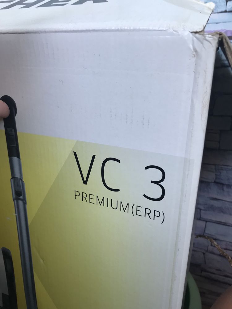 Продам пылесос керхер