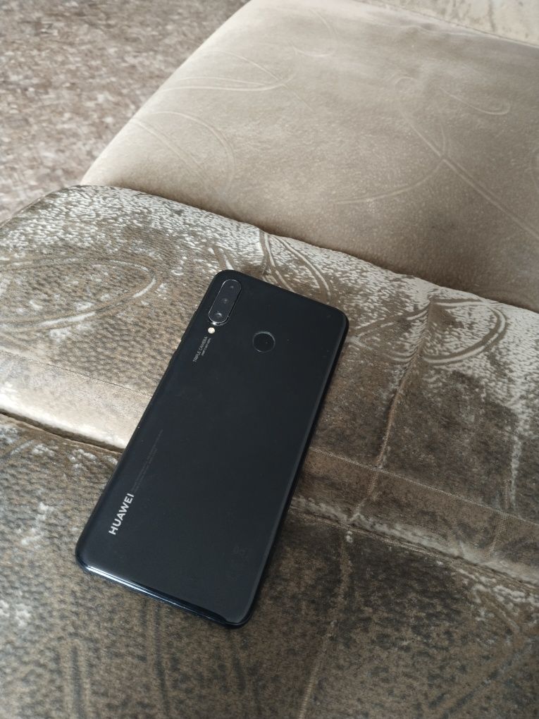 Продам Huawei P30 lite