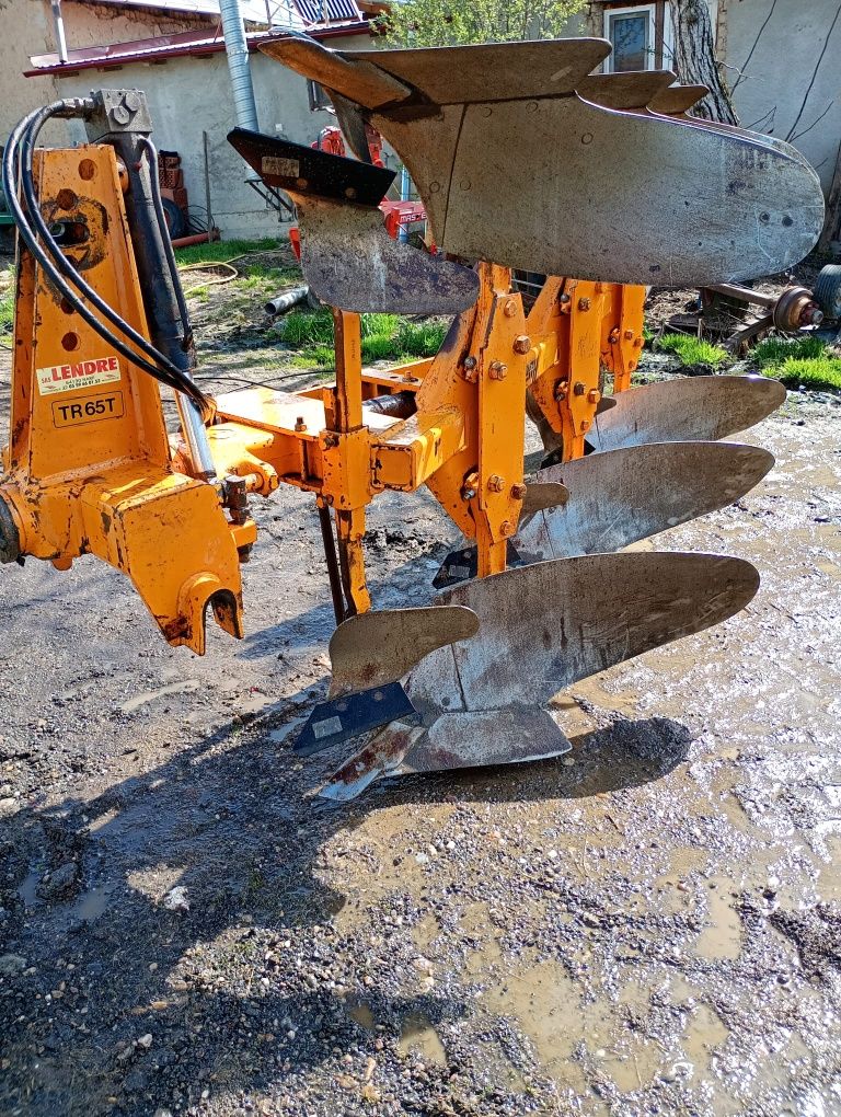 Presa baloti rotunzi Claas Rollant 46 plasa Huard Tr65 T