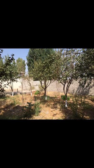 Продаю свой участок  земли  4 сотки есть фундамент на 2 комнат