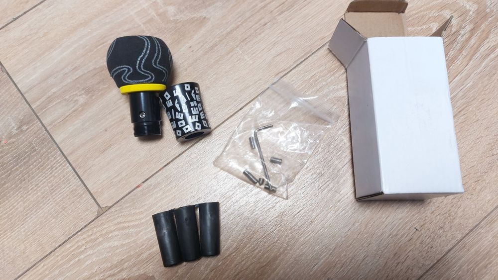 Nuca schimbator viteze Racing tuning manual momo universala piele