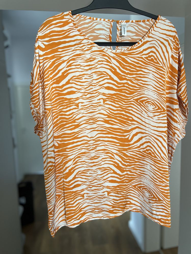 Tricou / bluza cu imprimeu zebra - din vascoza Soyaconcept