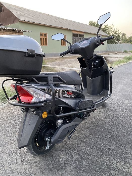 Скутер срочна сотилади!