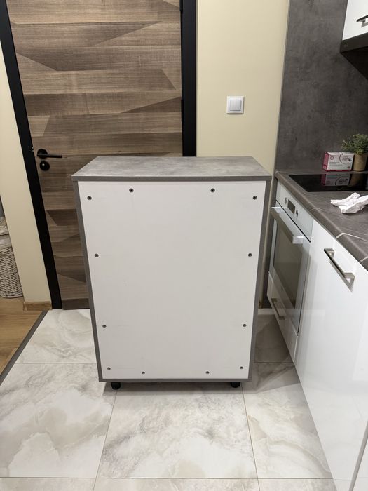 Чисто нов шкаф за обувки