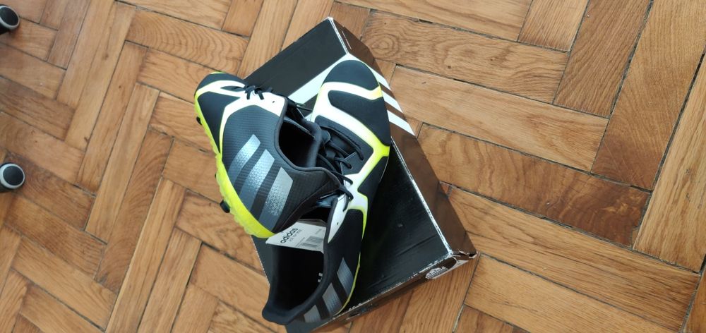 Ghete Adidas Ace, noi în cutie